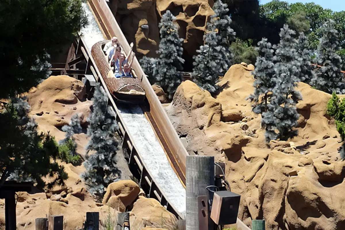 Charter Bus to Knott's Berry Farm