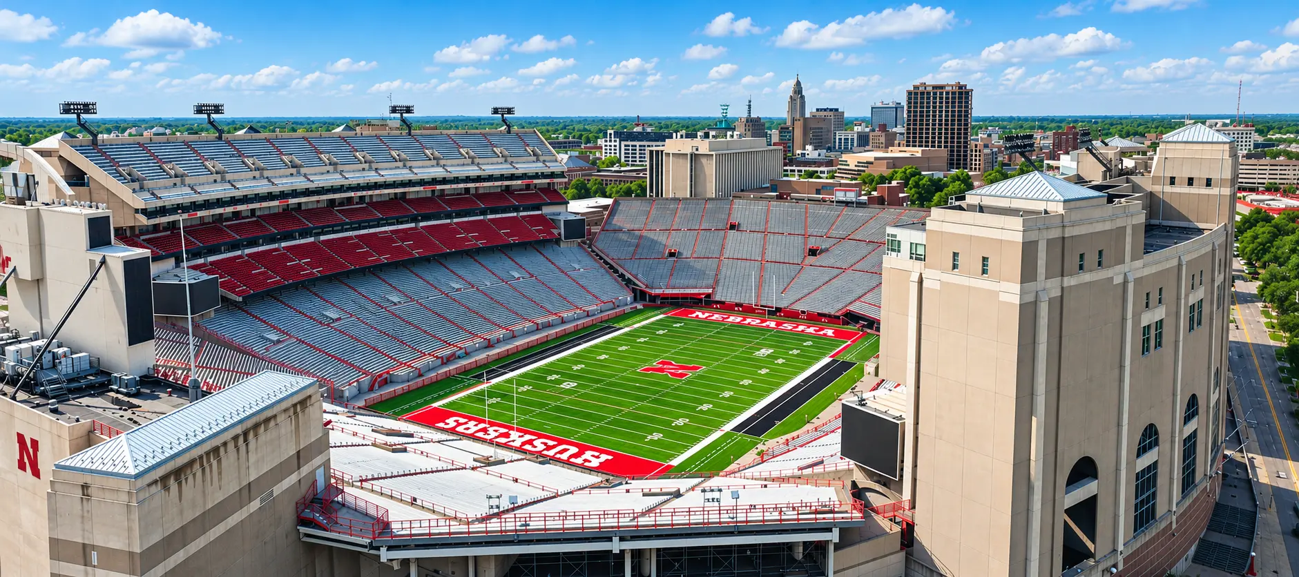 Omaha-Lincoln-Group-Travel-Game-Day-Shuttles-College-Events-and-Airport-Routes